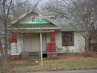 1501 6th 2002
Run down rental property was boarded and abandoned.

