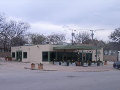 1501 Magnolia side 2010
