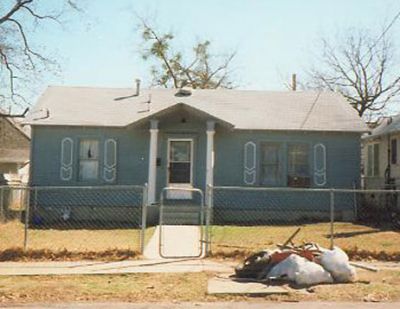 1509 6th 1995
House moved in - unknown year prior 1990
