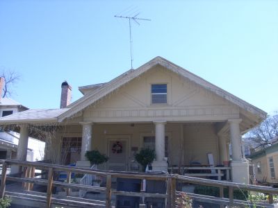 1511 Adams 2010
