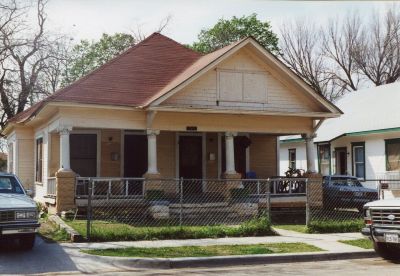 1512 Adams 2000
