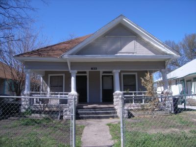 1512 Adams 2010

