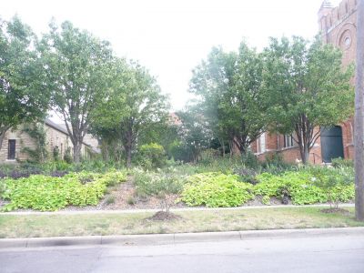 1519 Lipscomb courtyard 2012
