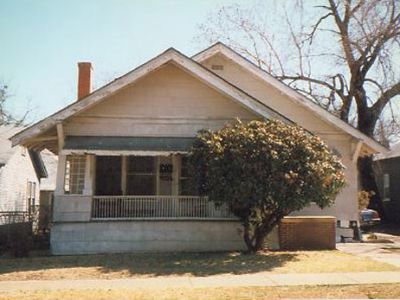 1515 6th 1995
