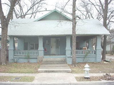 1515 Adams 2002
