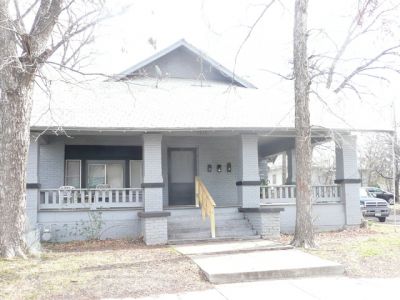1515 Adams 2009
