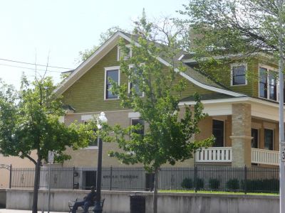 1517 Magnolia 2011
