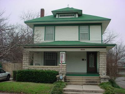 1600 5th 2002
