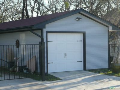 1600 Alston garage 2008
