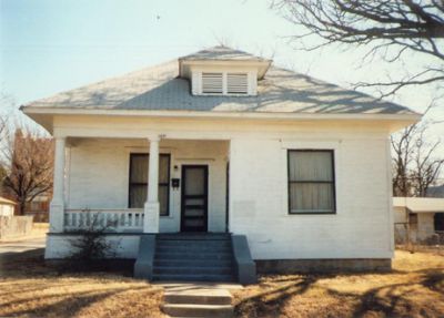 1601 Alston 1995
