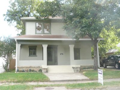1601 Henderson 2010 October
