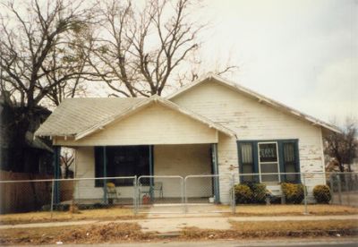 1610 College 1995
