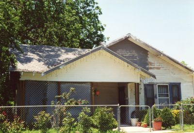 1610 College 2000
