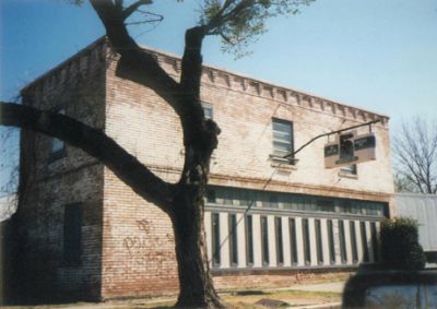 1615 5th 1995
