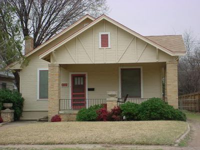 1615 Hurley 2003
