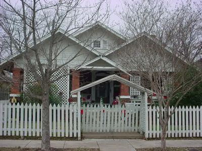 1616 Adams 2002
