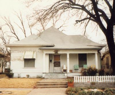1619 College 1995
