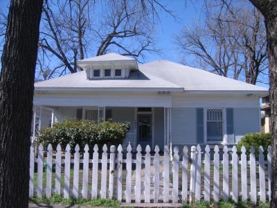 1622 College 2010
