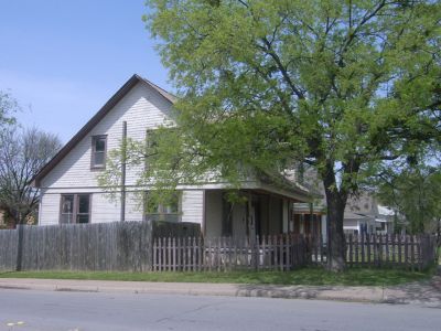1626 Lipscomb side 2010

