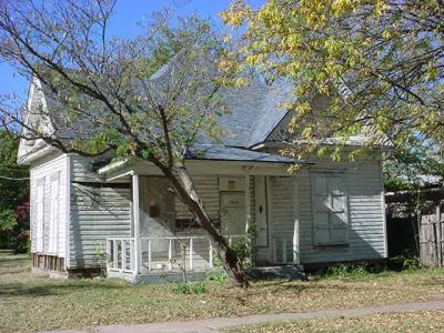 1632 Henderson 2003
