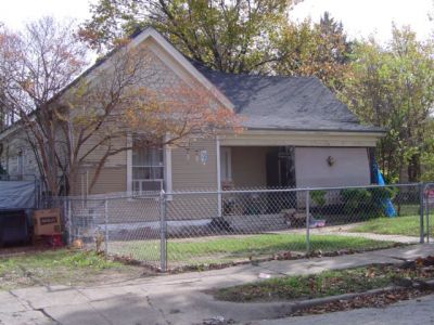 1633 Henderson 2004
