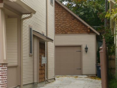 1637 Adams garage 2008
