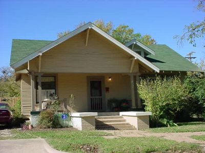 1640 Henderson 2003
