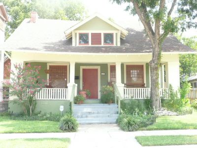 1641 Adams 2008
