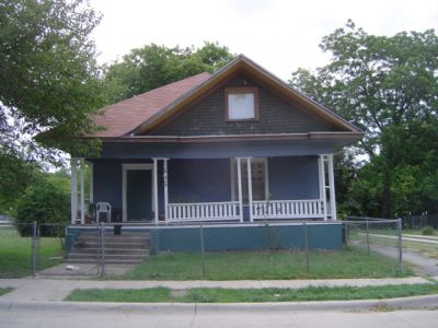 1646 Adams 2005
