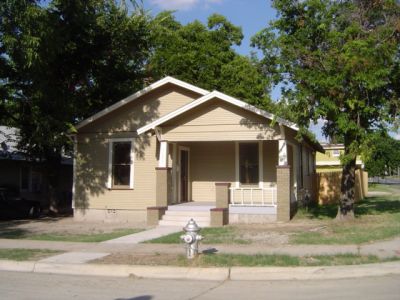 1651 Adams 2005
