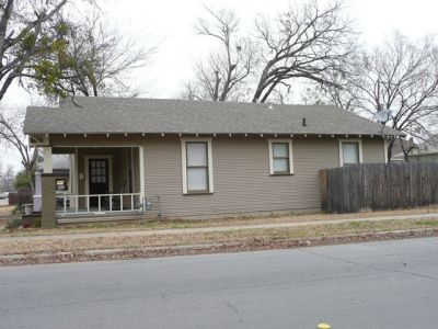 1651 Adams 2009
