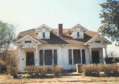 1700 Adams 1995
Boarded and abandoned
