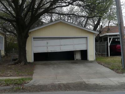 1700 Adams garage 2011
