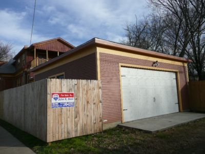 1700 Fairmount garage 2008

