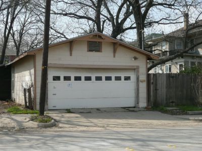 1701 6th garage 2008
