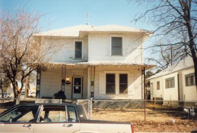 1701 Alston 1995
