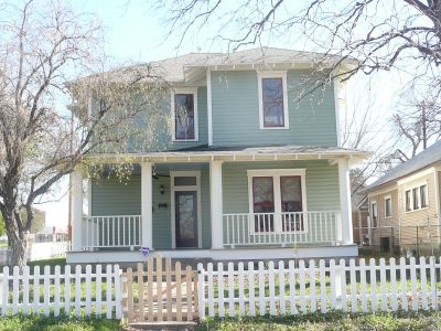 1701 Alston 2012
