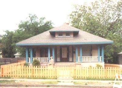 1704 Henderson 1995
