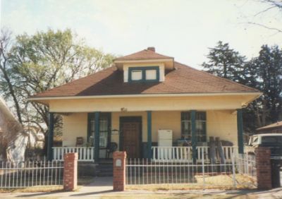 1711 Henderson 1995

