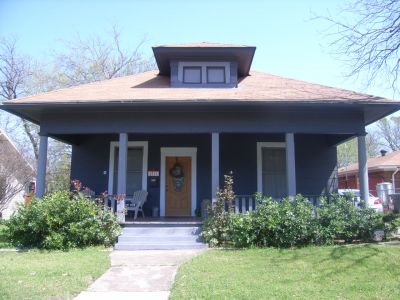 1711 Henderson 2010
