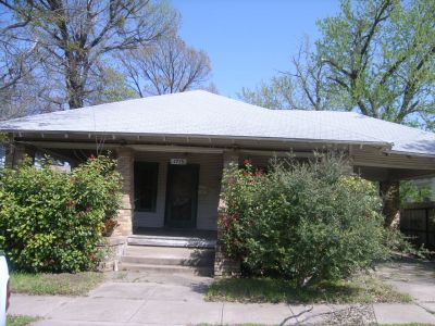 1713 Adams 2010
