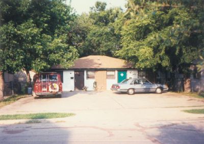 1713 Henderson 1994
