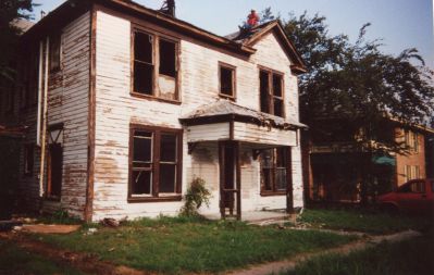 1714 College 2000
