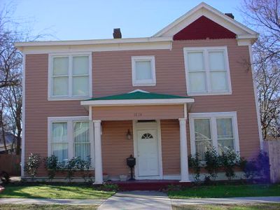 1714 College 2002
Restoration by Vera Homes
