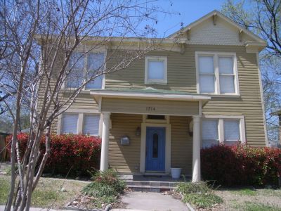 1714 College 2010
