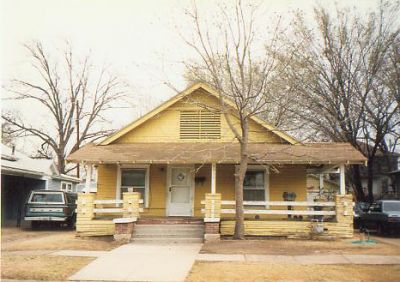1715 College 1995
