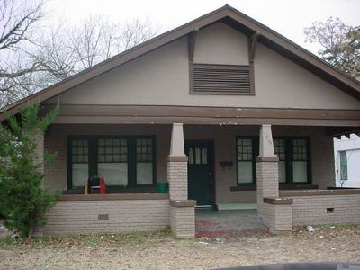 1716 Adams 2002

