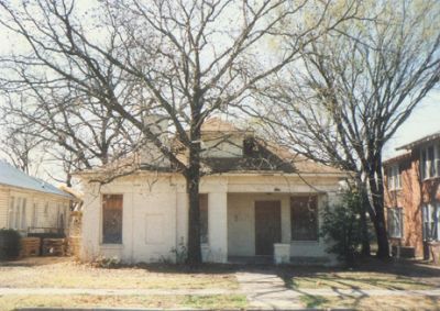 1724 Adams 1995
