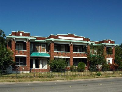 1800 Hemphill 2008 January
In its last incarnation as the Victorian Inn was plagued with crime
