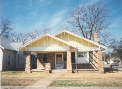 1800 Henderson 1995
